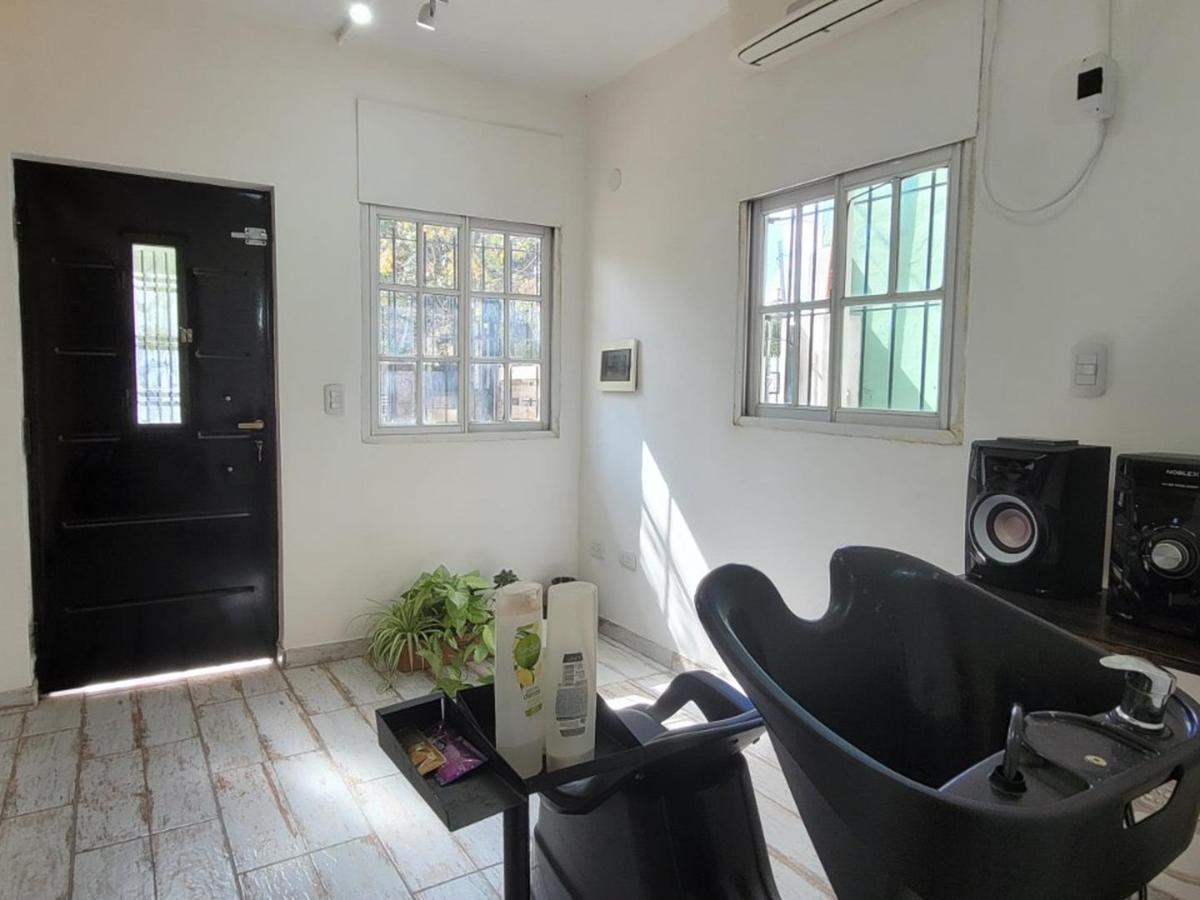 Casa 6 Ambientes con Local Al Frente, Merlo 3