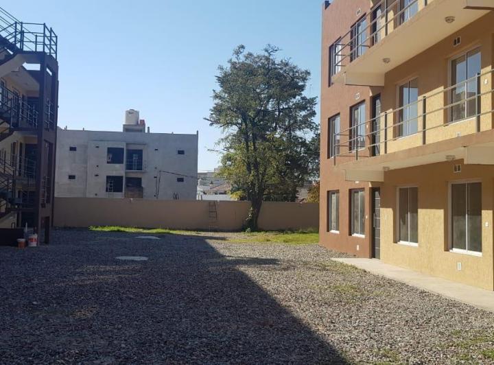 Departamento en Moron, 2AMB con cochera y terraza privada