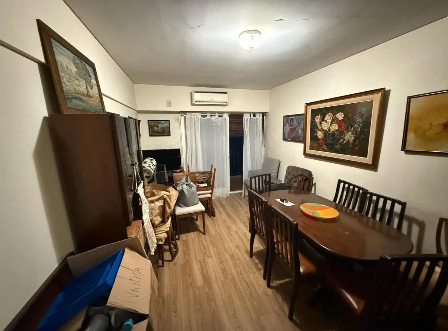 Departamento 3ambientes con balcon contrafrente.- 2