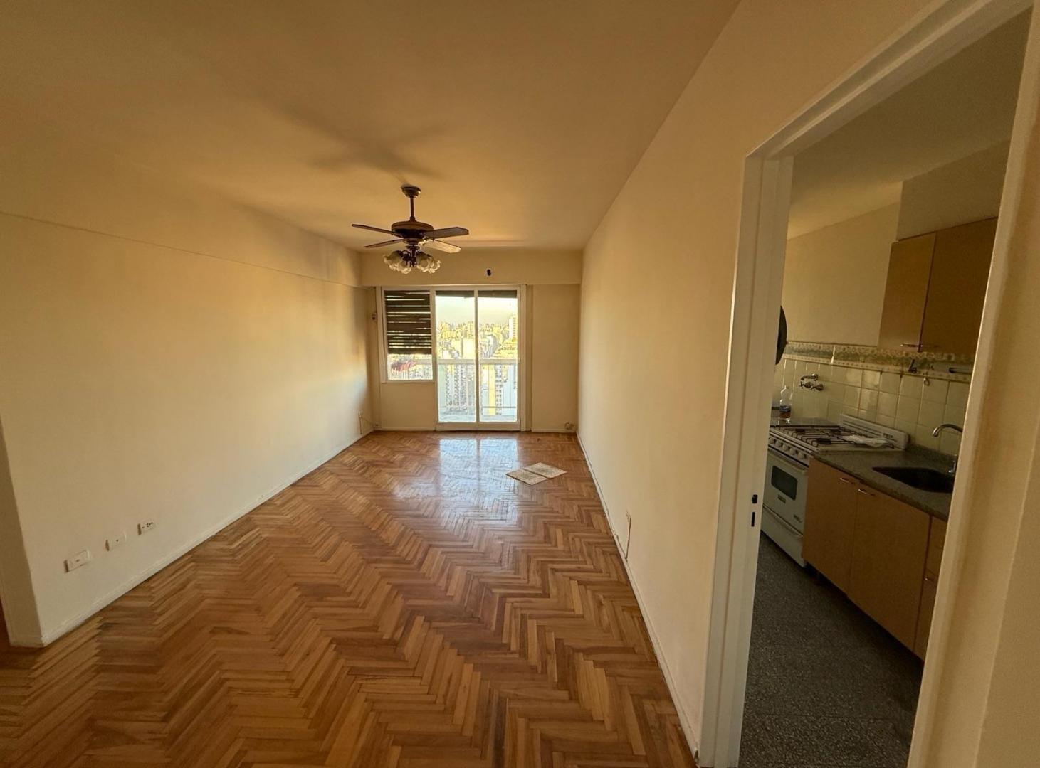 Foto de Departamento 2 ambientes, piso 22 con balcon, imagen 2