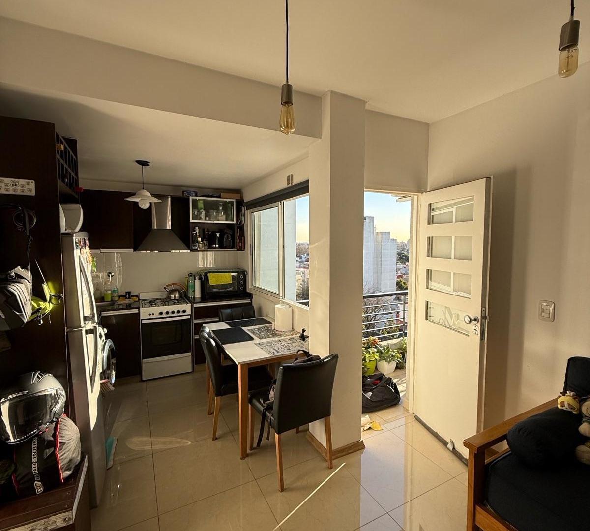 Foto de Departamento 2ambientes con balcon y cochera, imagen 2