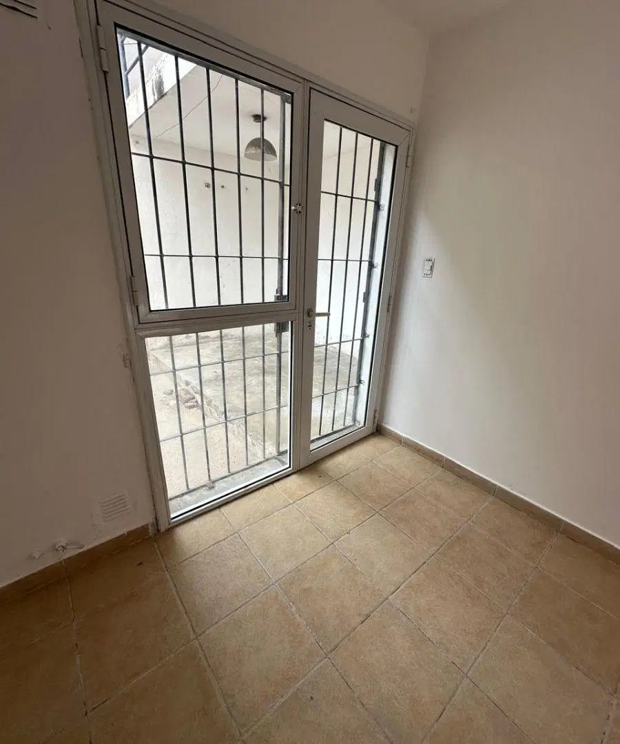 Departamento 2 dormitorios con cochera en San Vicente! 4