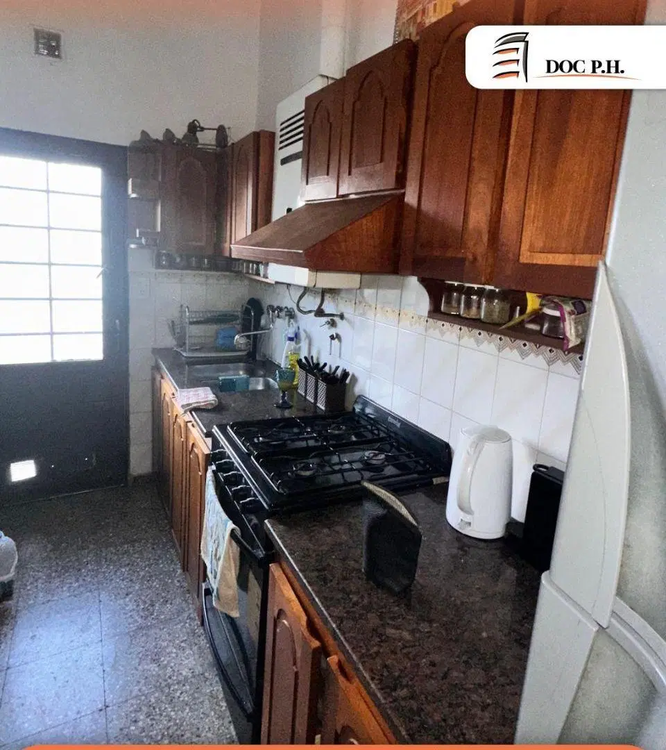 Casa en Venta 2 dormitorios 2 baños cochera y patio! 3