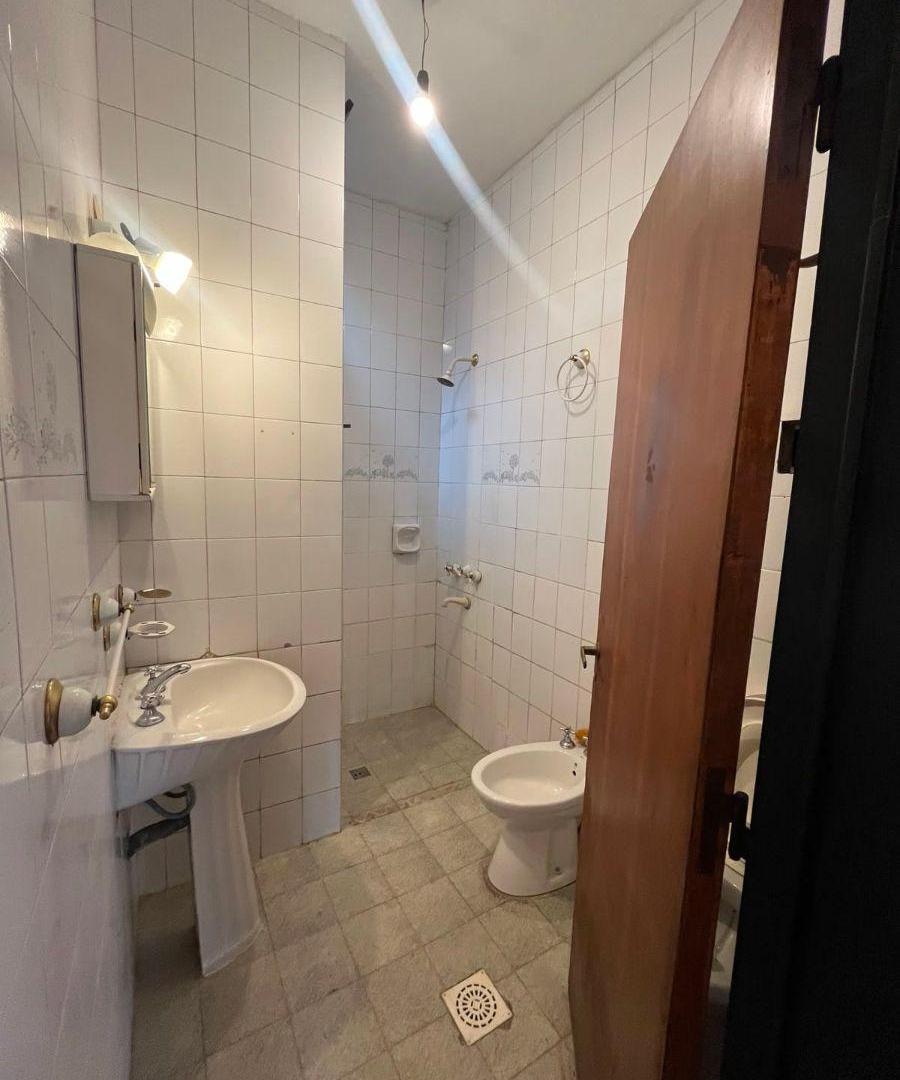 Foto de ALQUILER CASA BARIO PUEYRREDON DE 2 DORM., imagen 5