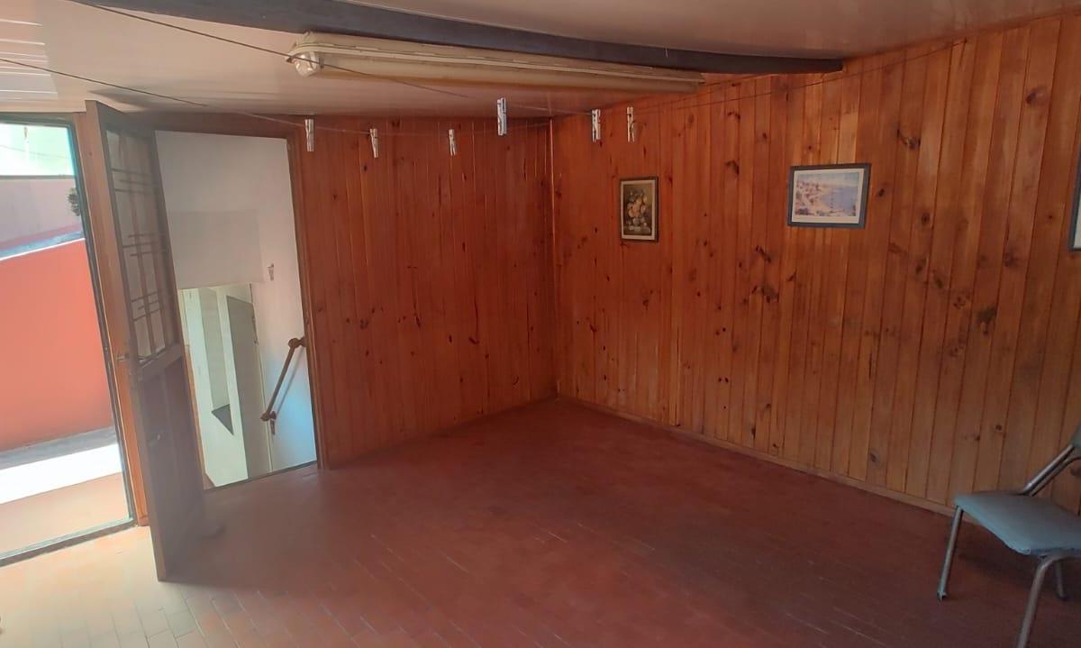 Venta - Casa 6 Ambientes en Argerich 1300 4
