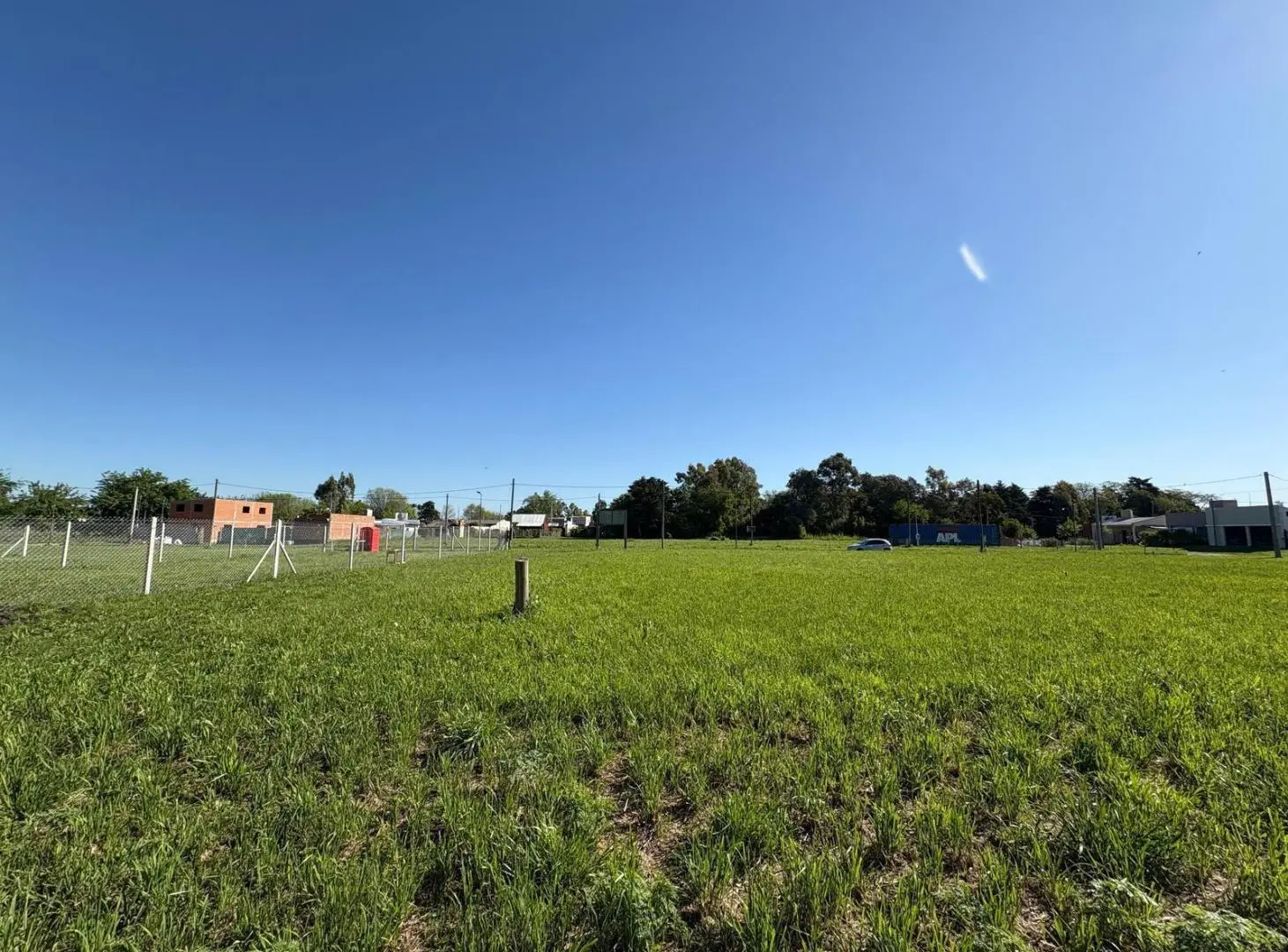 Terreno en sobre la 148 e/ 522 y 523 4