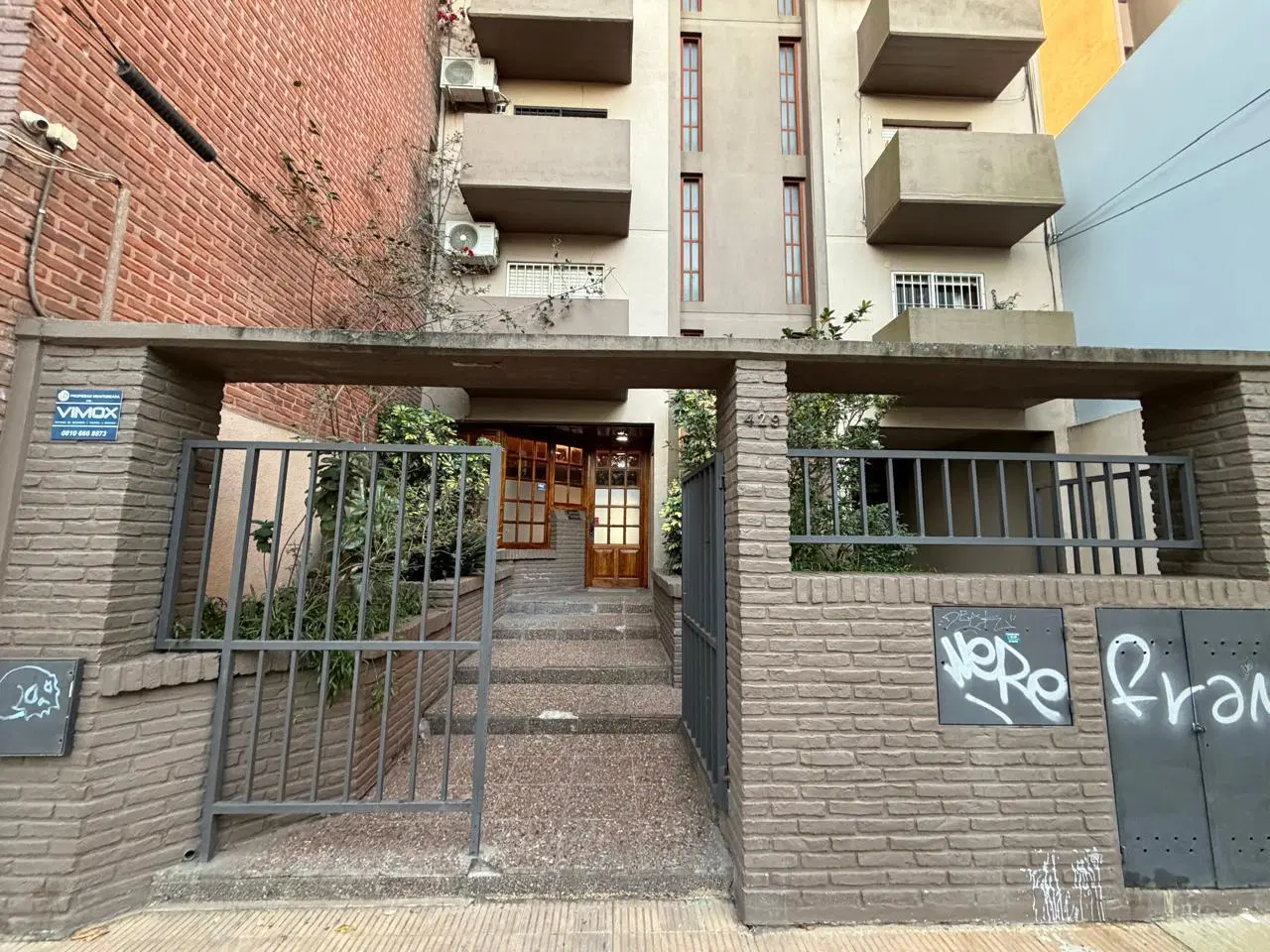 Departamento 2 dormitorios + cochera en La Plata 1