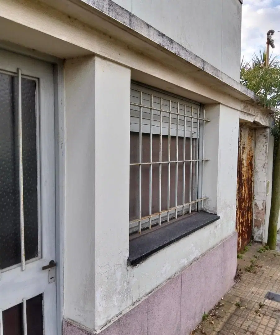 Casa en venta en El Dique a refaccionar 1
