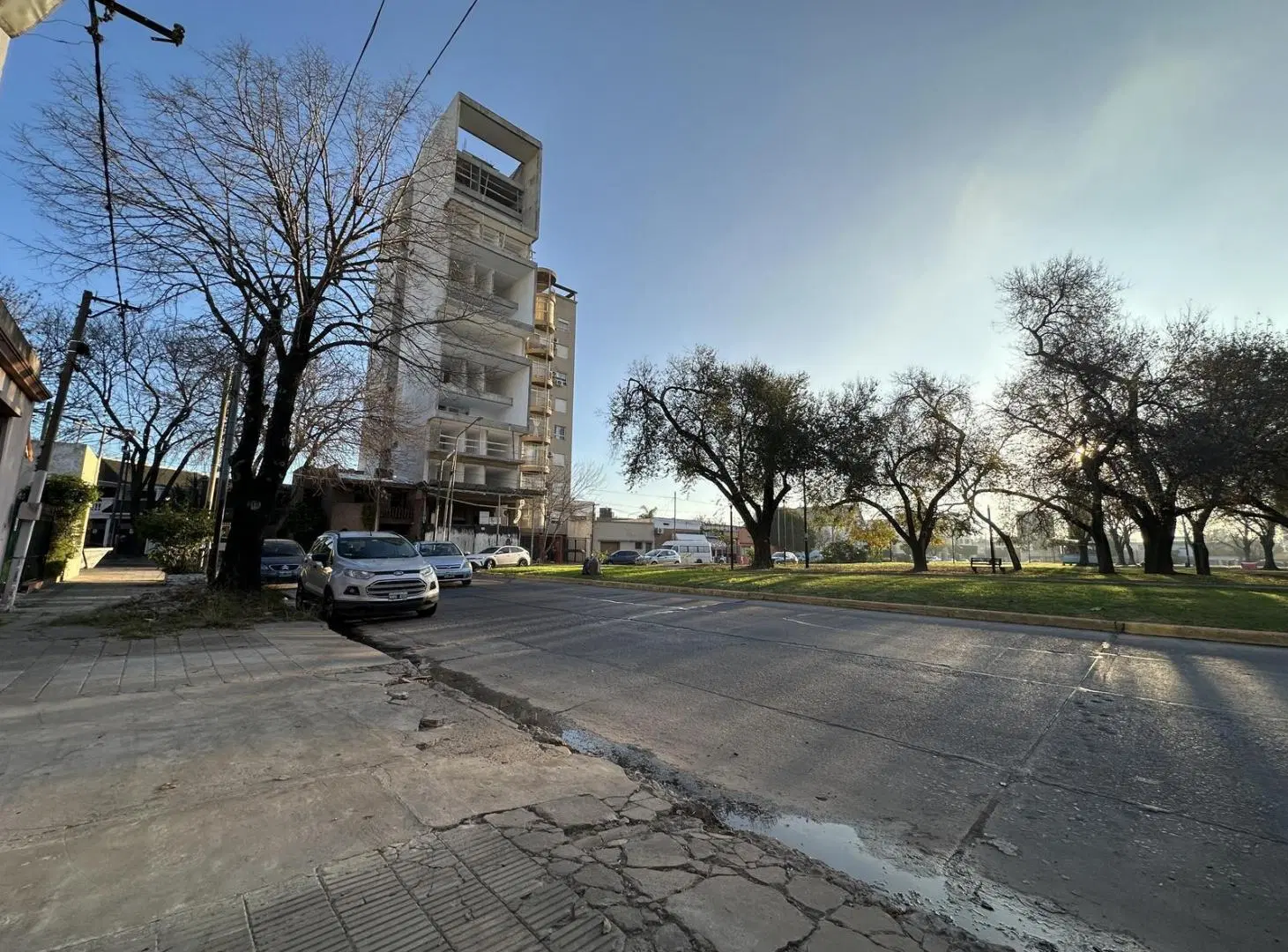 Departamento en venta 2 dormitorios y patio en Plaza Güemes 4