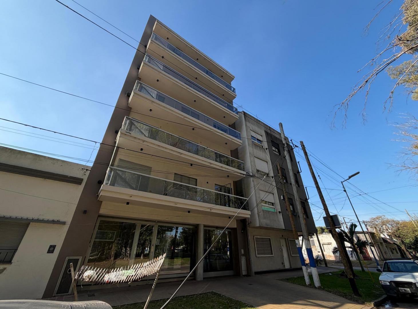 Departamento monoambiente en calle 120 entre 68 y 69