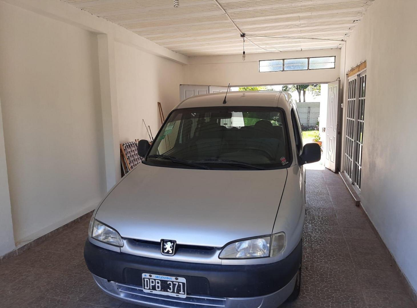 Foto de Casa tres dormitorios en barrio jardin en venta, imagen 1
