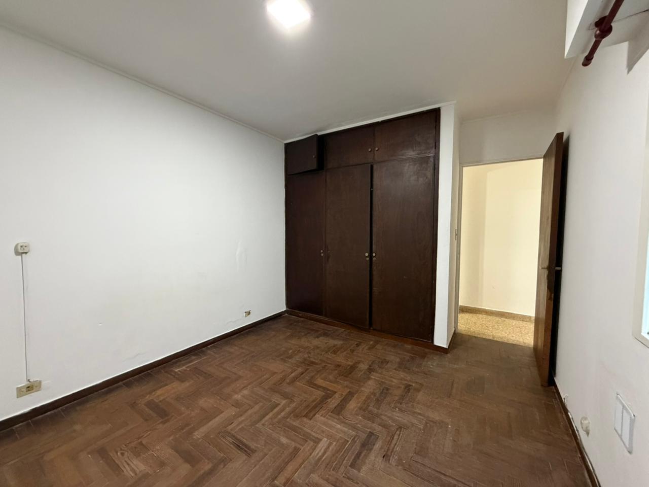 Foto de Departamento de un dormitorio en alquiler en La Plata, imagen 3