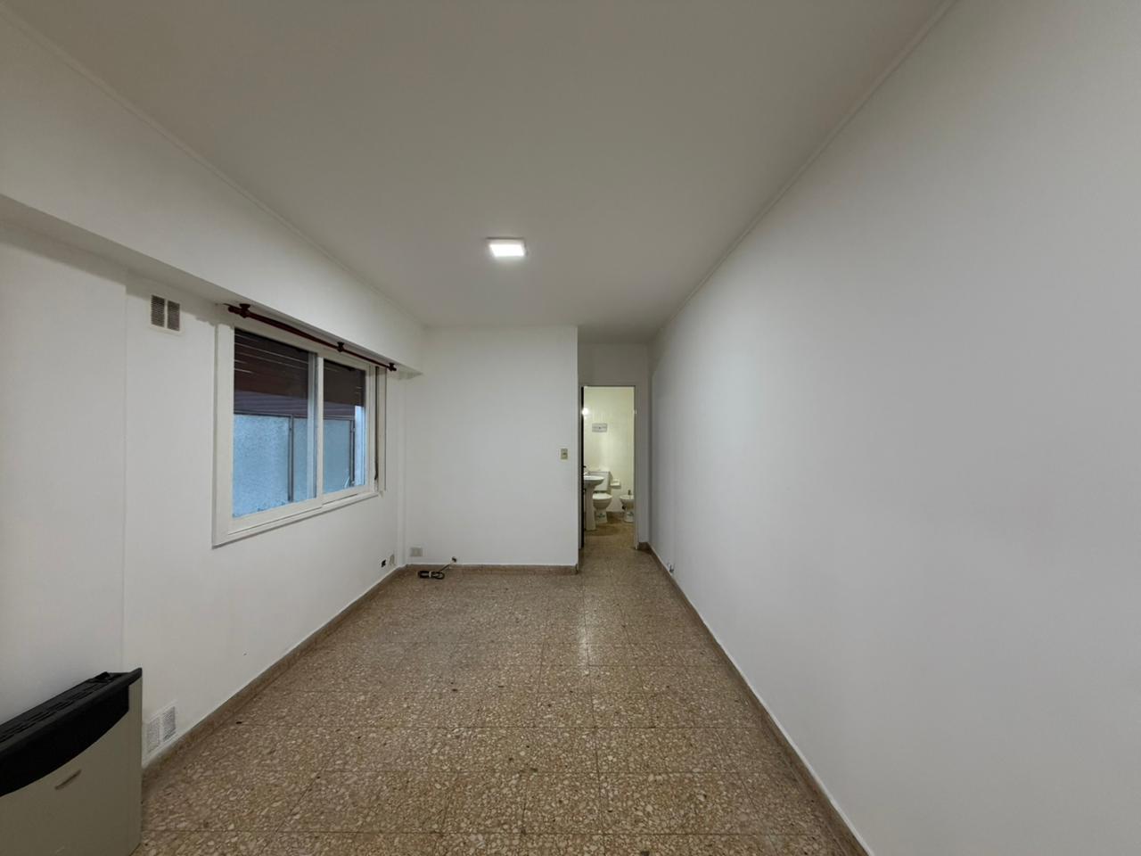 Foto de Departamento de un dormitorio en alquiler en La Plata, imagen 5