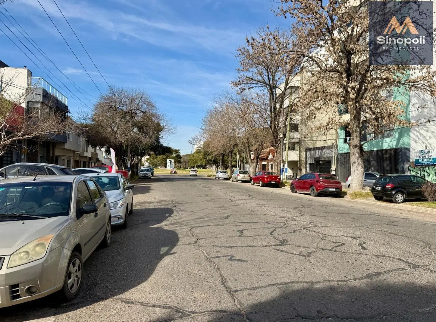 VENTA DE LOCAL COMERCIAL, SOBRE AVENIDA 25, 3 NIVELES 4