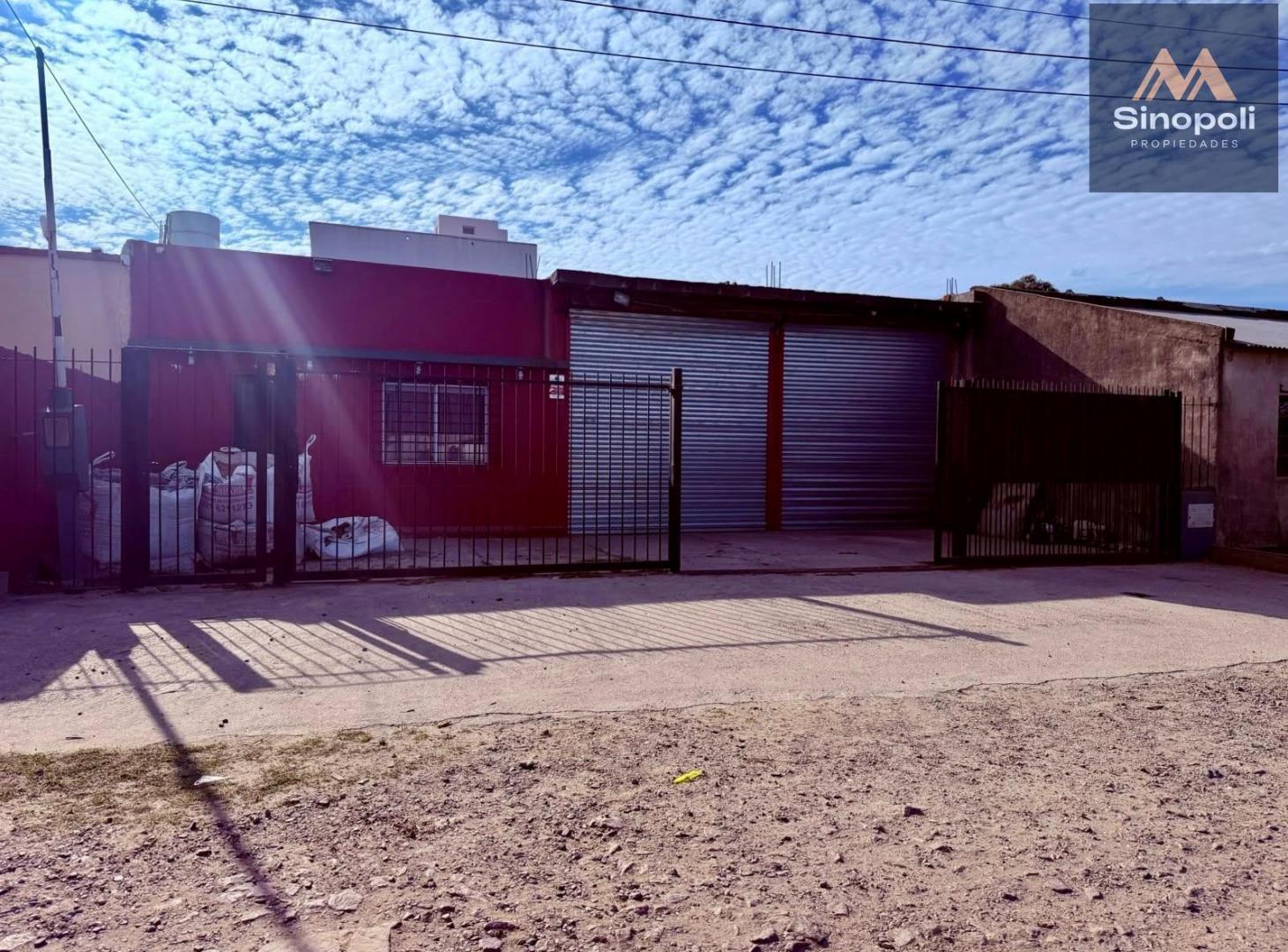 Foto de VENTA GALPÓN - 2 DORMITORIOS - L. OLMOS, imagen 3