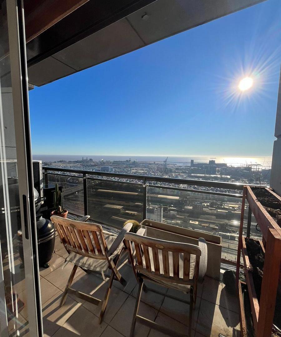 Foto de Alquiler Departamento Cuatro Ambientes Con Dependencia Torre Full, imagen 2