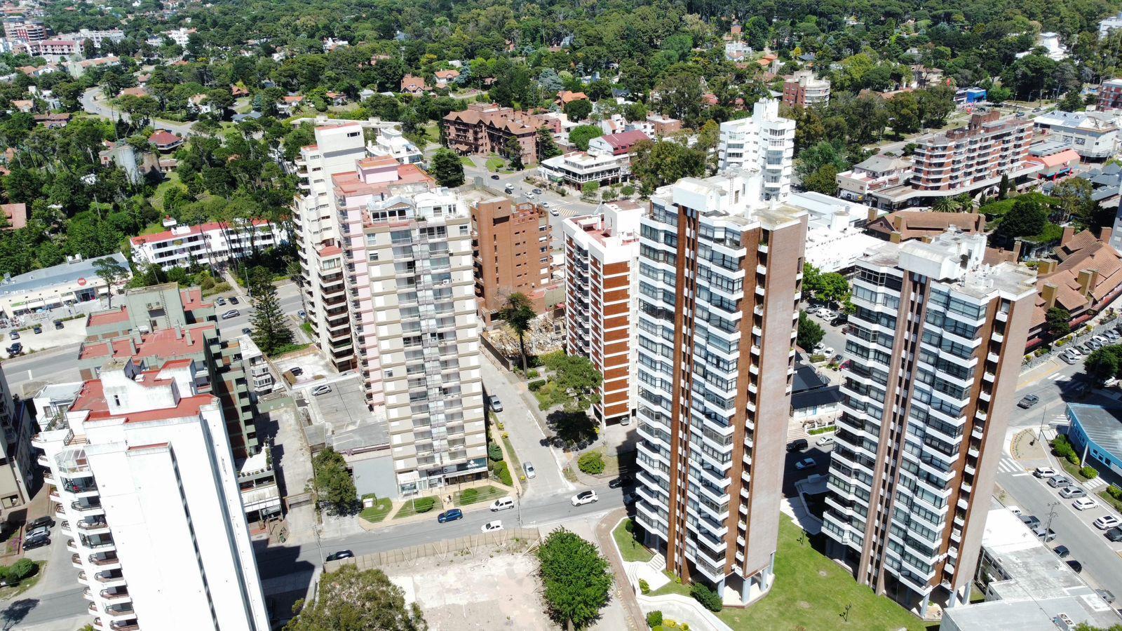 DISPONIBLE FEBRERO - Alquiler en Pinamar – Edificio Atica II Pinamar