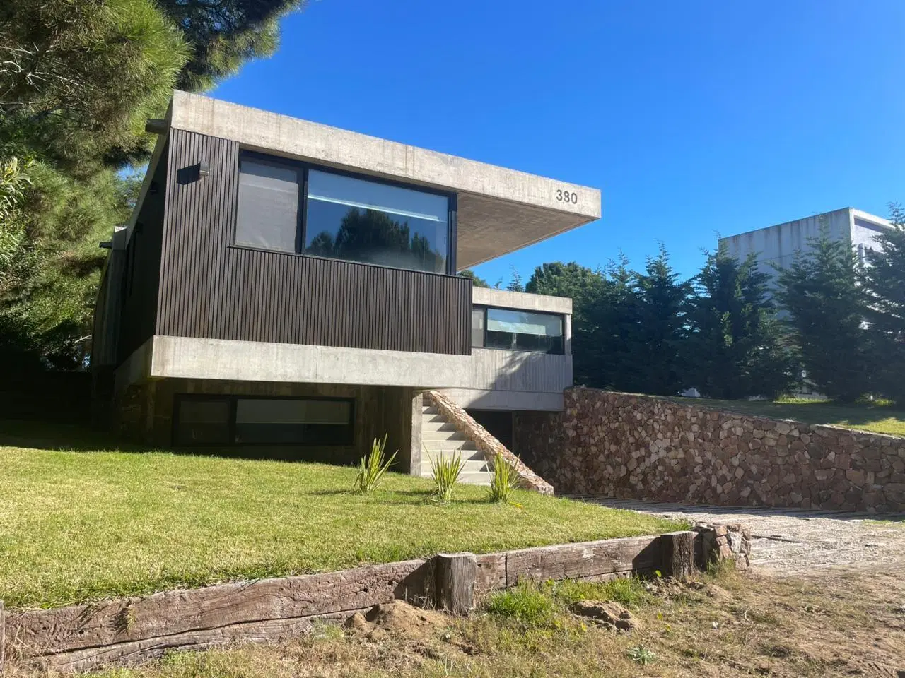 Exclusiva Casa de 5 Dormitorios con Fondo al Golf en Costa Esmeralda 8