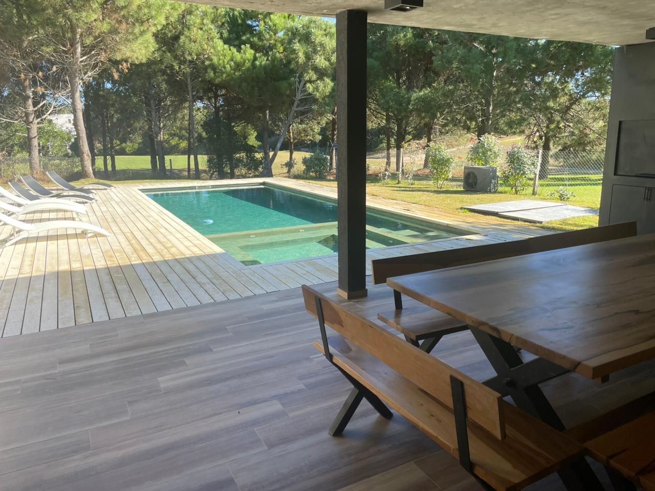 Foto de Exclusiva Casa de 5 Dormitorios con Fondo al Golf en Costa Esmeralda, imagen 3