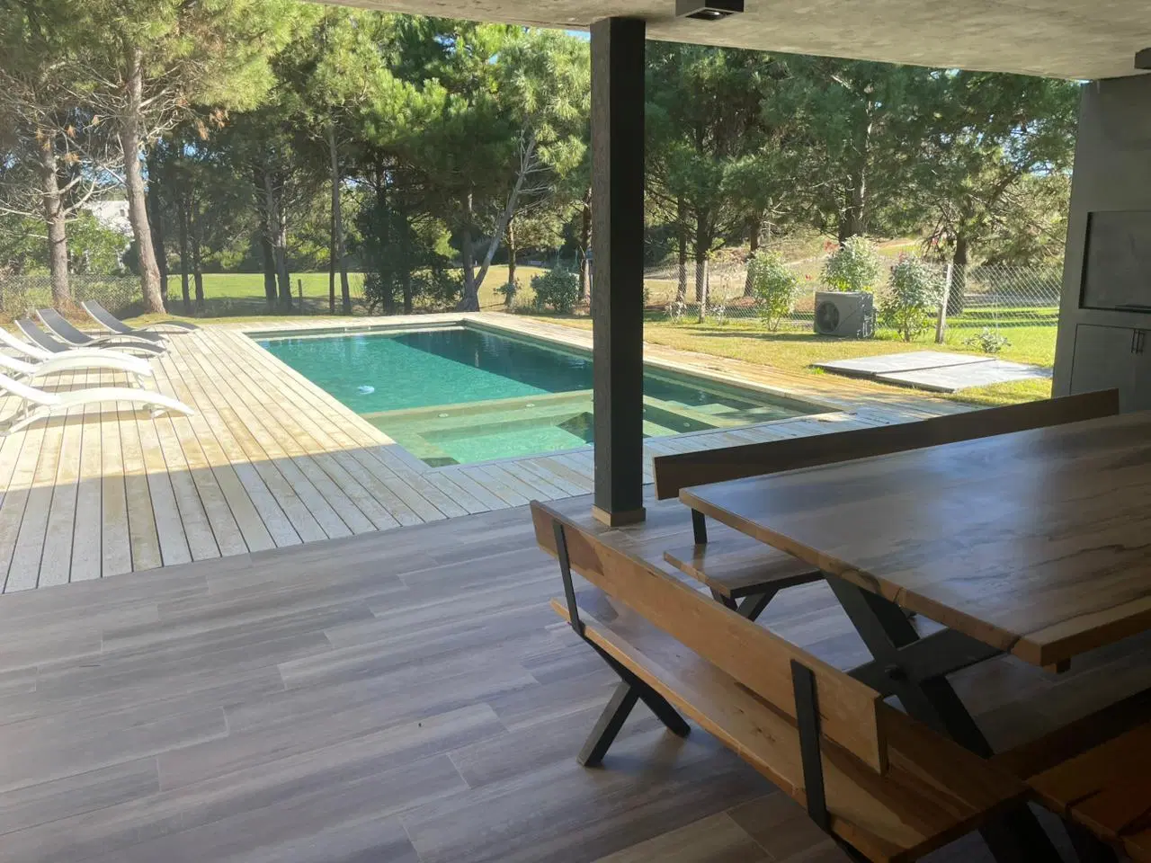 Exclusiva Casa de 5 Dormitorios con Fondo al Golf en Costa Esmeralda 3