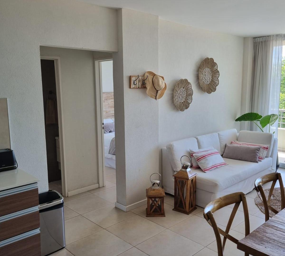 Foto de Departamento 3 ambientes y medio en alquiler – Centro de Pinamar, imagen 4