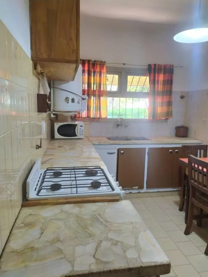 OPORTUNIDAD CASA MAS DEPARTAMENTO BARRIO LOS PINARES 2