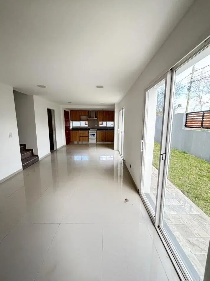 DUPLEX A ESTRENAR TRES AMBIENTES 8
