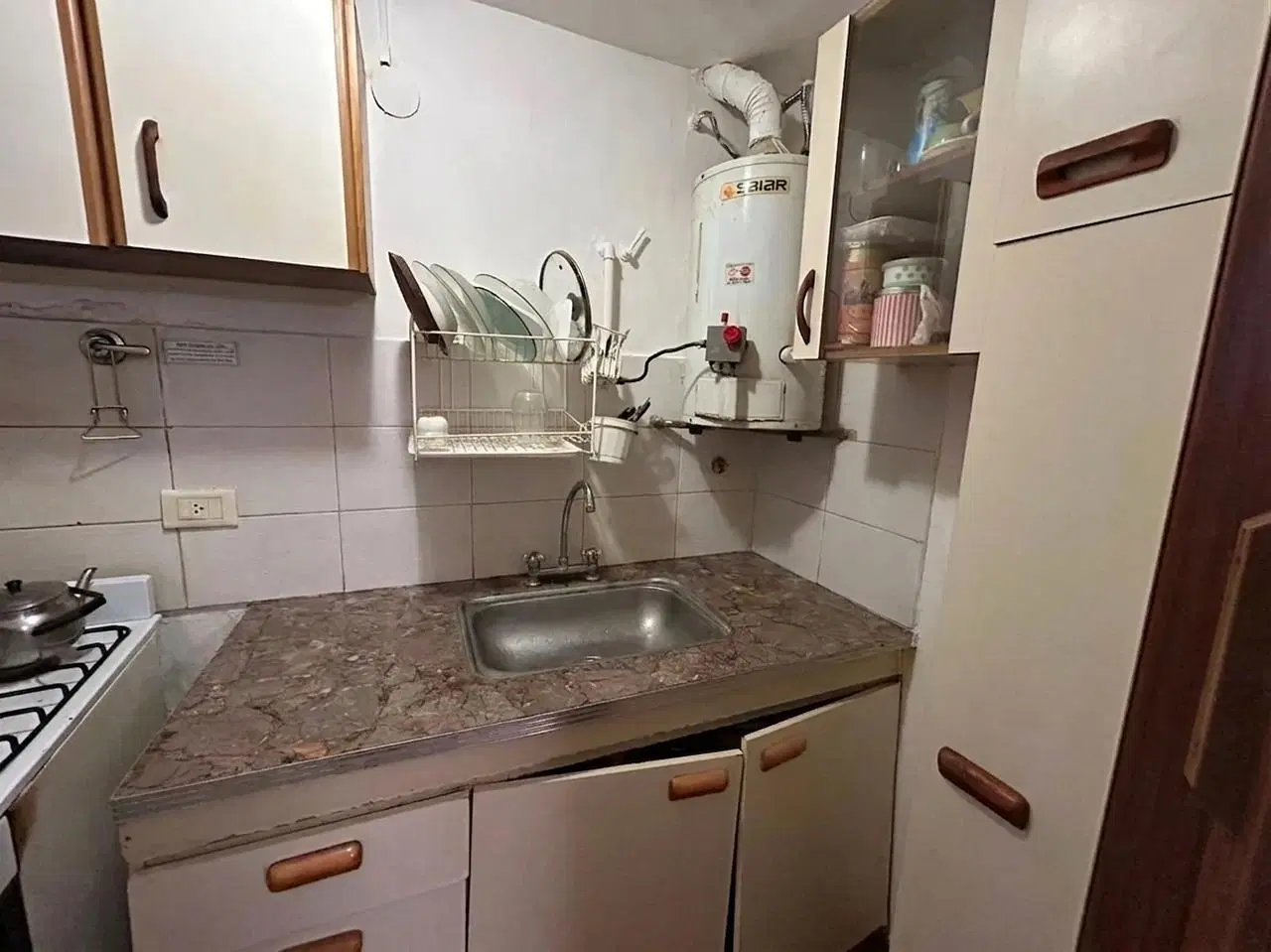 VENTA DE MONOAMBIENTE ALMAGRO 4