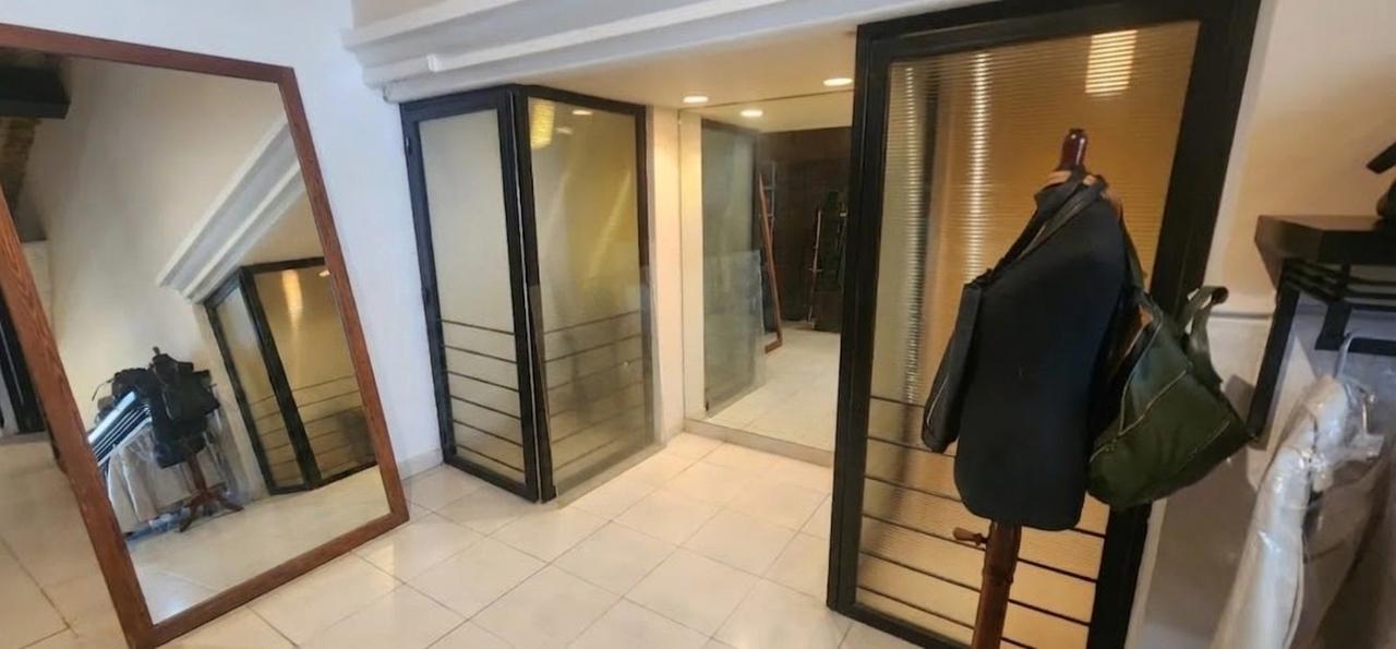 Foto de LOCAL COMERCIAL EN ALQUILER SOBRE AV. INDEPENDENCIA 1200, imagen 2