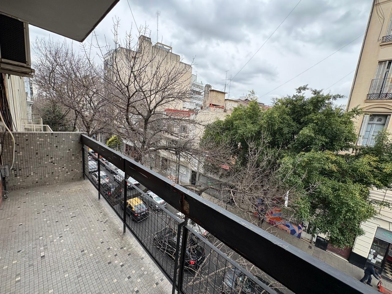 Foto de Venta departamento 3 ambientes en Balvanera, imagen 2