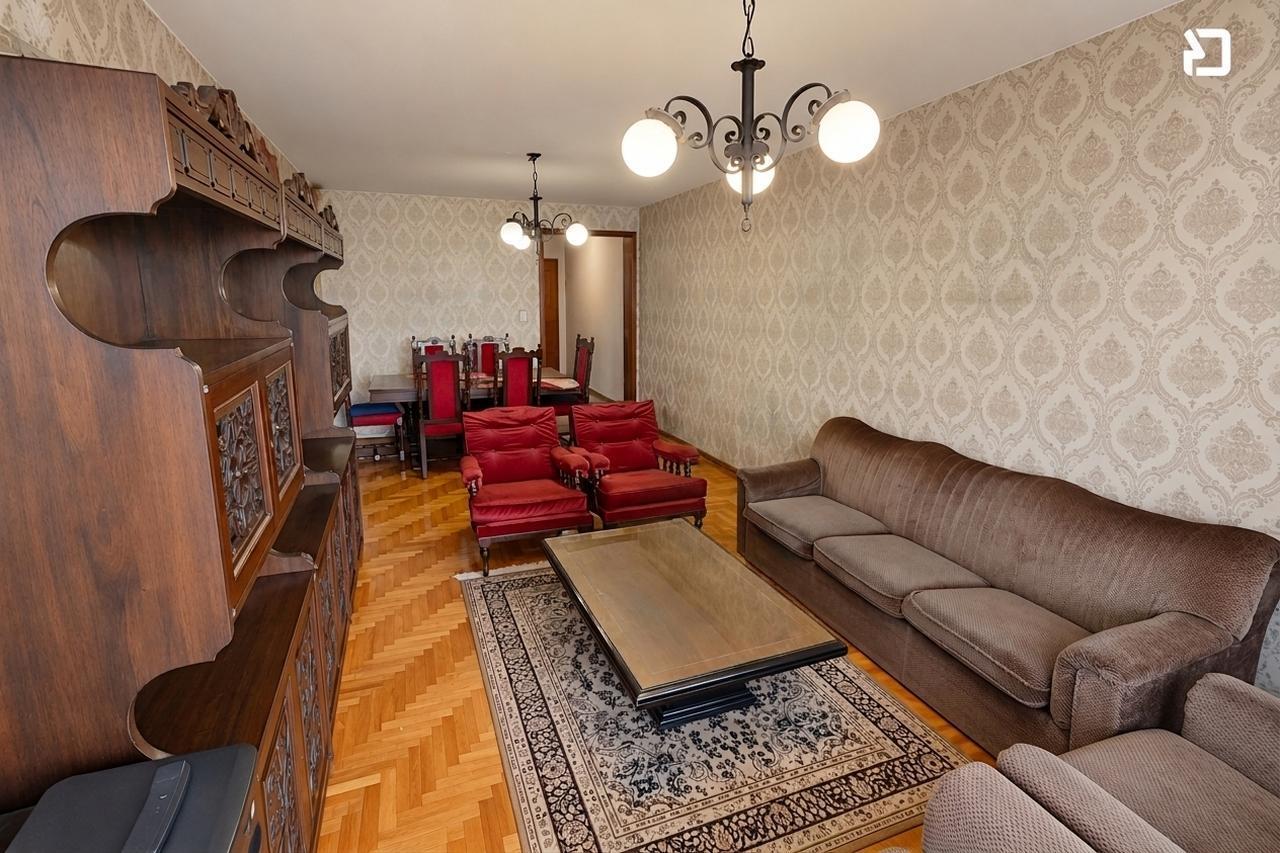 Foto de VENTA DEPARTAMENTO 3 AMBIENTES CON BALCON MONSERRAT, imagen 4