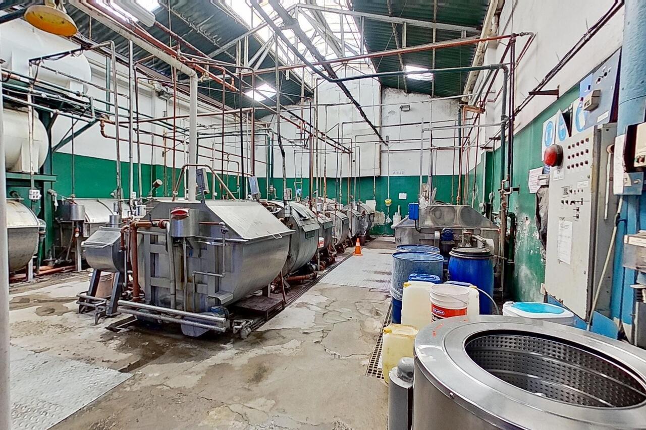Foto de VENTA DE GALPON AVELLANEDA CON MAQUINARIA INCLUIDA, imagen 1