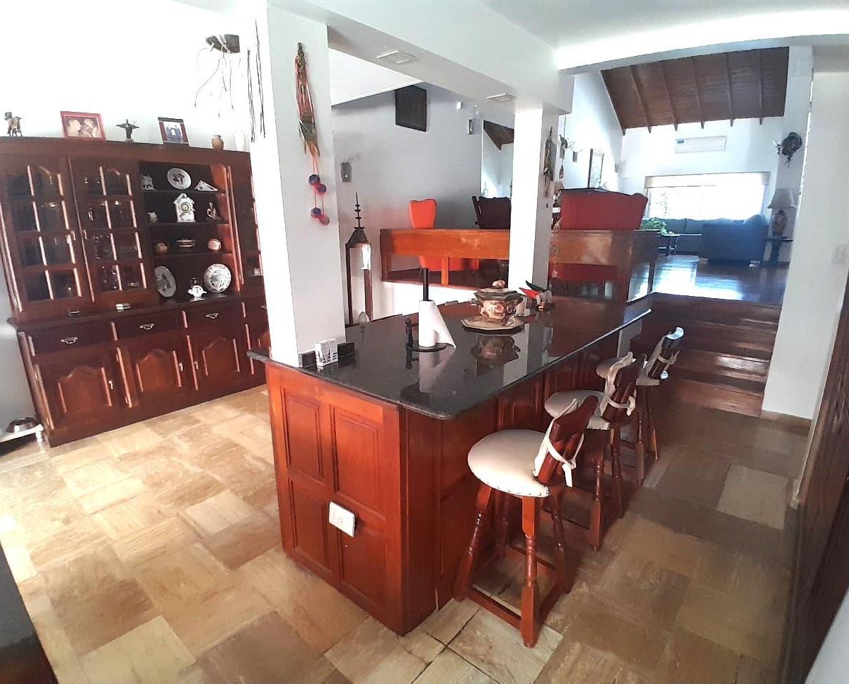Casa en Venta con Fondo/pileta, Parque Patricios 1
