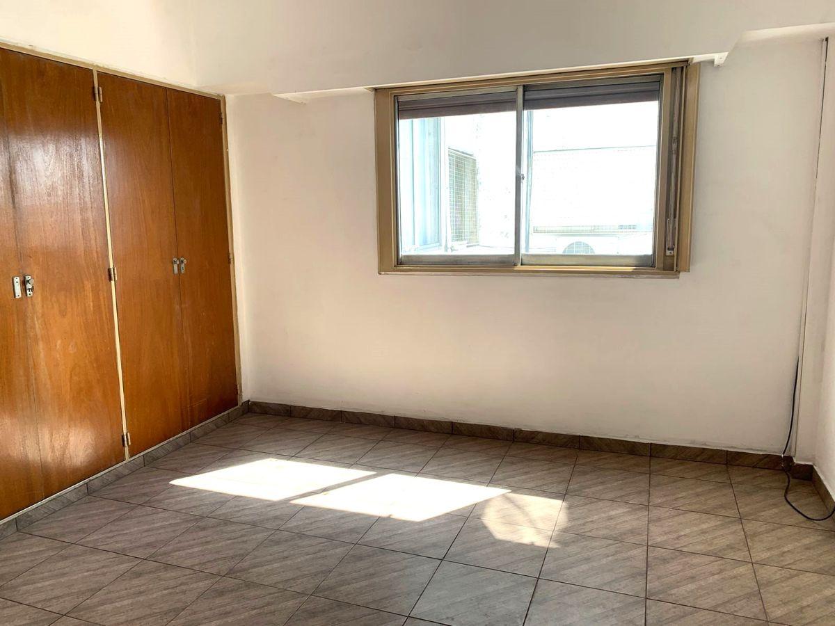 Foto de Departamento de 2 ambientes en VENTA -J. Mármol 2100-, imagen 5