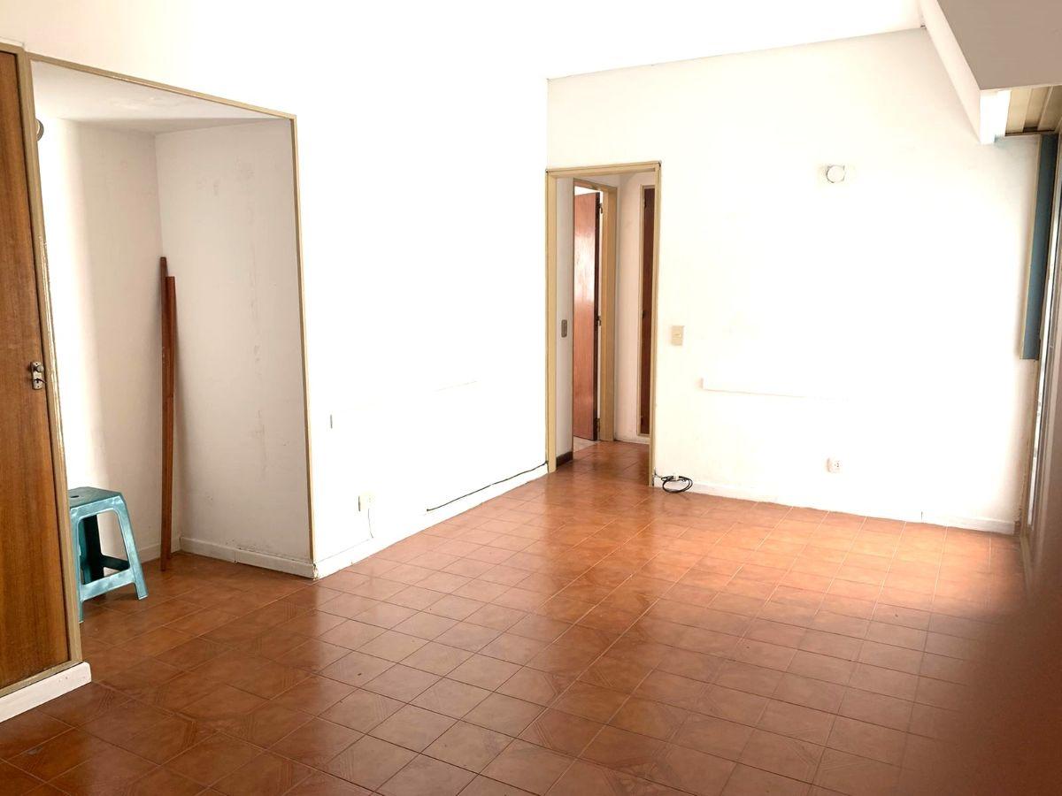 Departamento de 2 ambientes en VENTA -J. Mármol 2100-