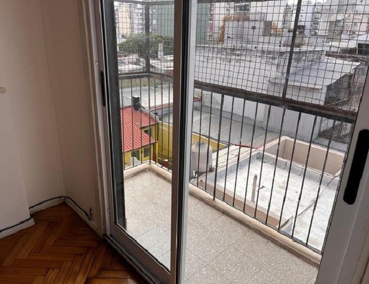 Foto de Departamento de 3 amb con balcón en Boedo, imagen 1