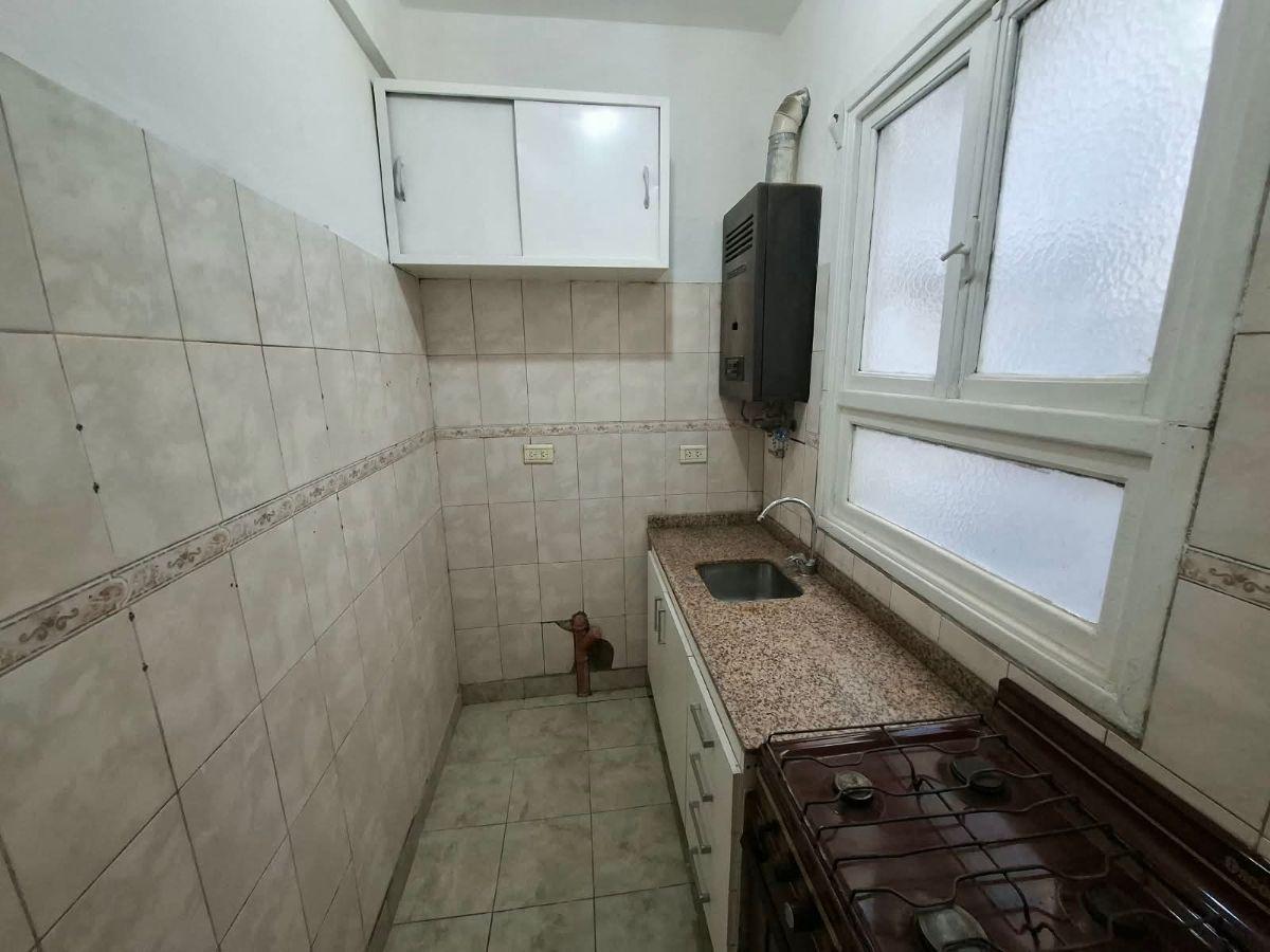 Foto de Departamento de 2 ambientes con balcón al frente, imagen 5