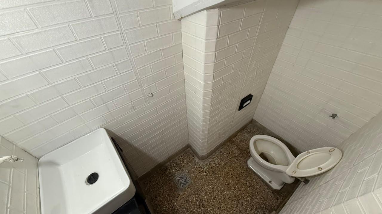 Foto de Local en alquiler en calle 9 entre 62 y diagonal 78, imagen 4