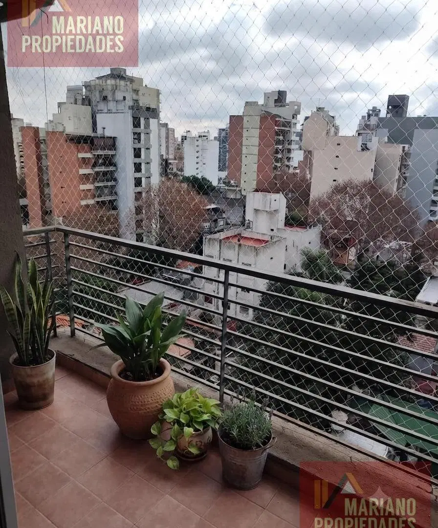 Departamento contrafrente con balcon 2