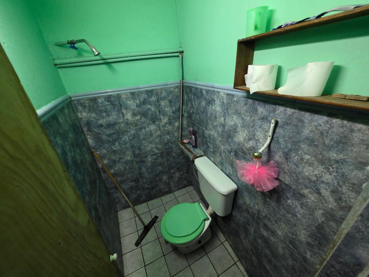 SE VENDEN 3 UNIDADES FUNCIONALES EN UNA INMEJORABLE ESQUINA!!
