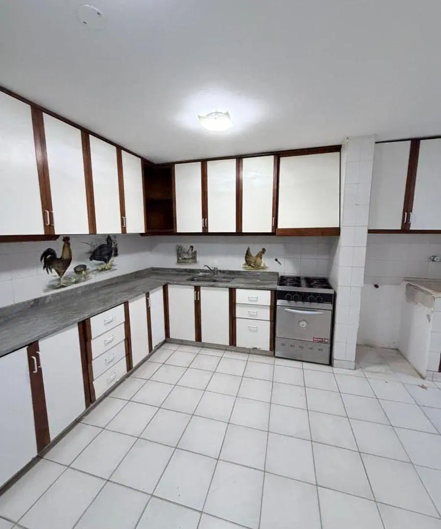 DUPLEX TRES CERRITOS! 4