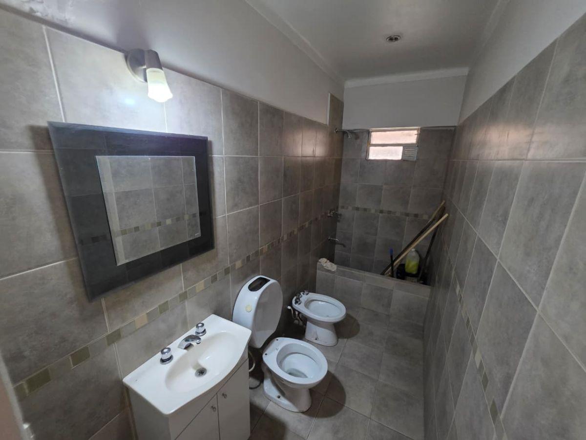 Foto de HERMOSA CASITA CON PROYECCION EN LA MEJOR ZONA DE GRAND BURG, imagen 5