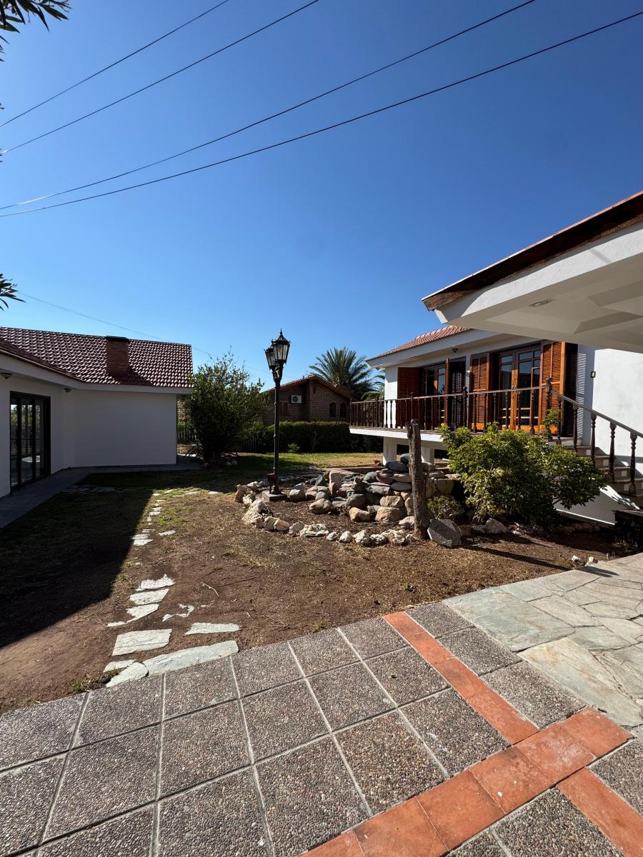 Importante Casa en Dalvian 4