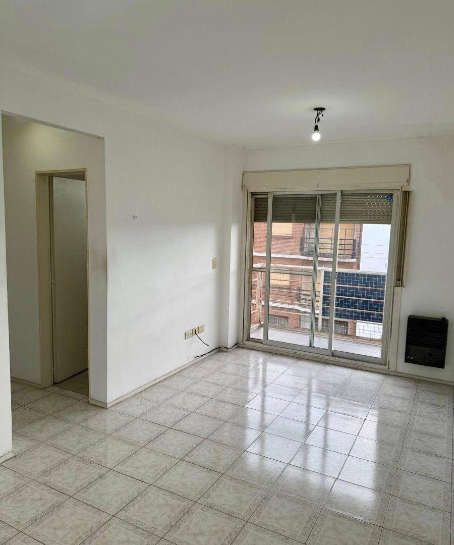 DEPARTAMENTO 2 AMBIENTES CON BALCON