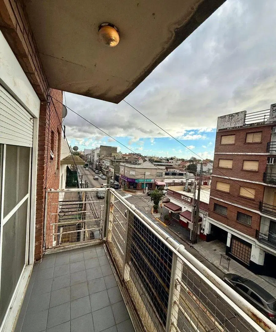 DEPARTAMENTO 2 AMBIENTES CON BALCON 5