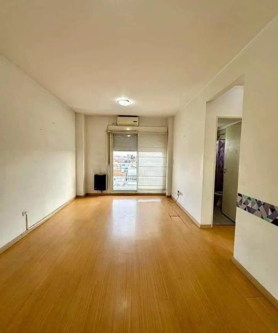 IMPECABLE DOS AMBIENTES CON BALCON AL CONTRAFRENTE 1