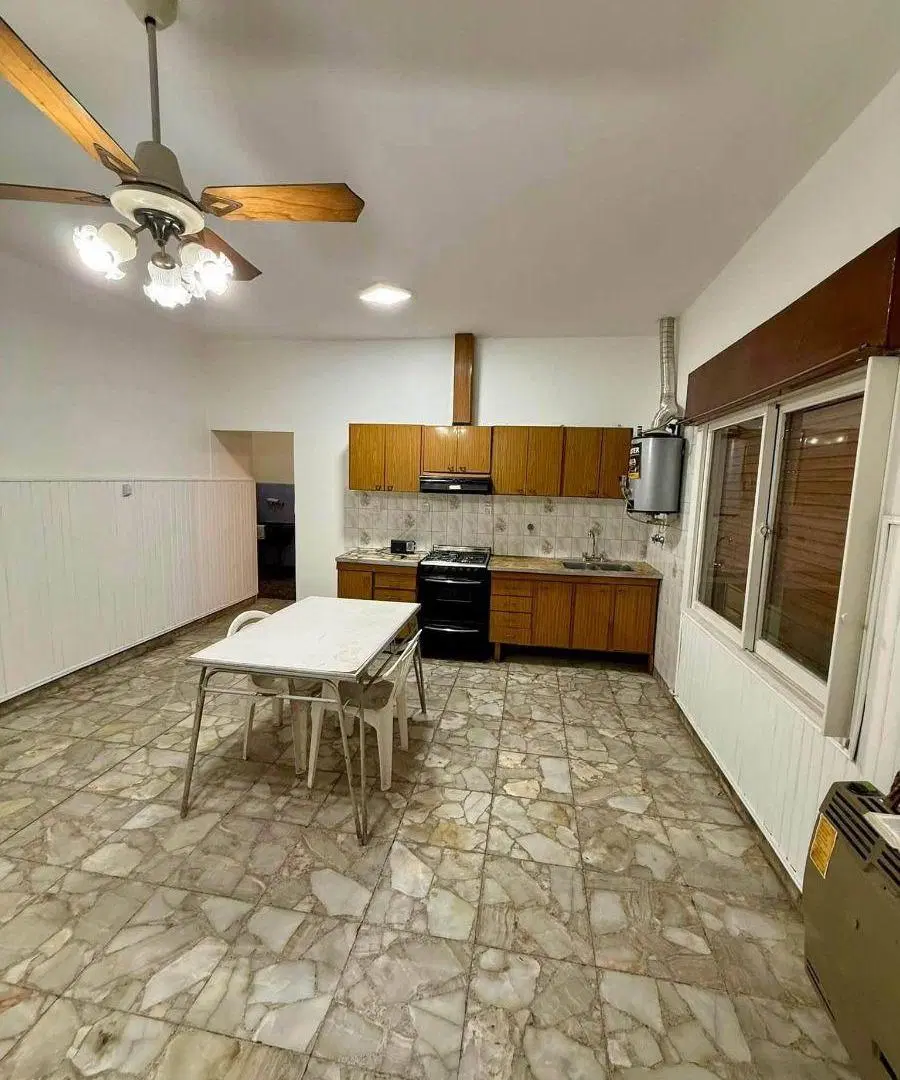 DPTO TIPO CASA INTERNO DE 3 AMBIENTES 3