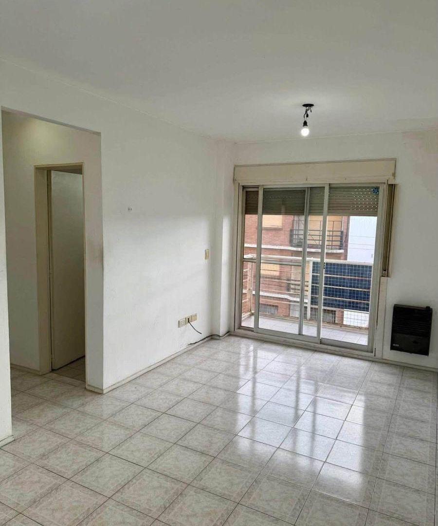Foto de DEPARTAMENTO DE 2 AMBIENTES CON BALCON AL FRENTE, imagen 5