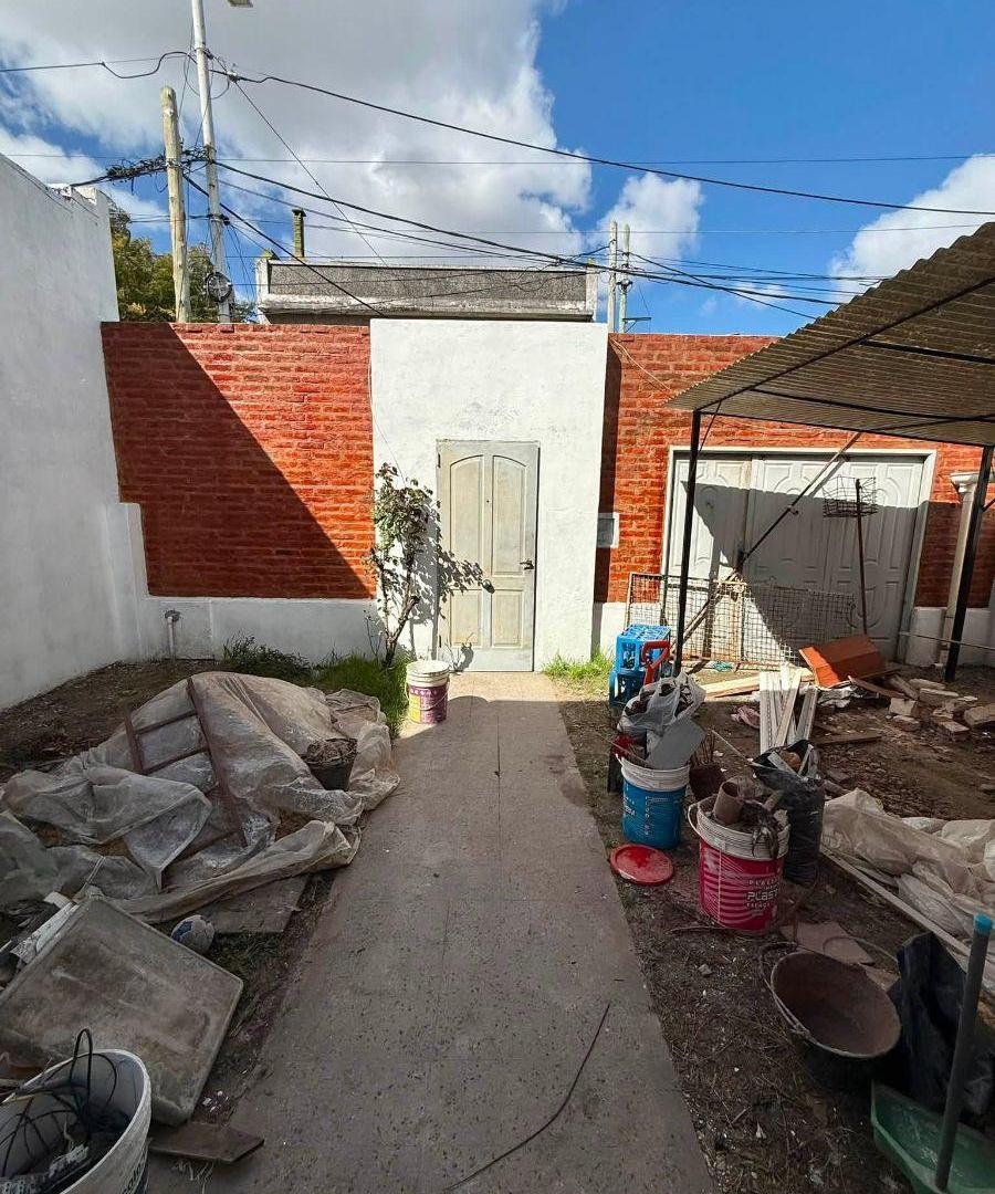 Foto de CASA 3 AMBIENTES GRANDES CON GARAGE Y FONDO LIBRE, imagen 4