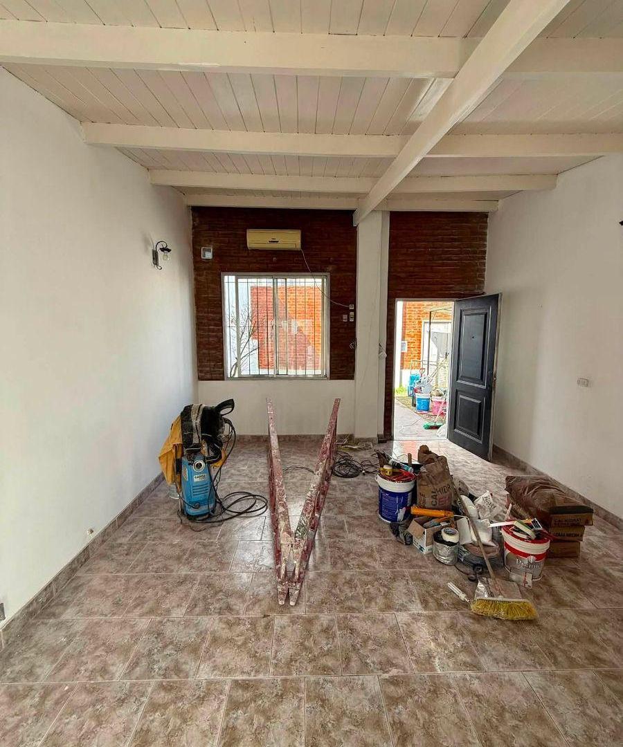Foto de CASA 3 AMBIENTES GRANDES CON GARAGE Y FONDO LIBRE, imagen 5
